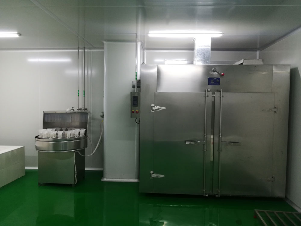 江西人初健康用品有限公司洗瓶機和酒瓶干燥箱